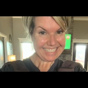 Meet your Posher, CaraSue